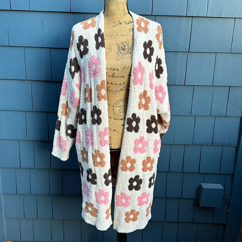 Cozy Open-Front Floral Knit Cardigan - Cream with Pink & Brown Flowers